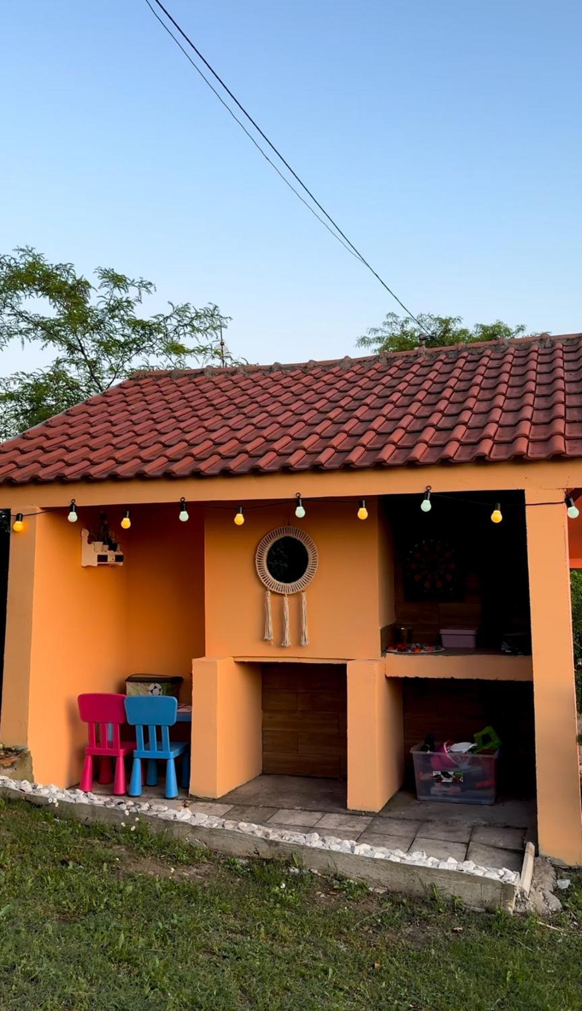 Kuca Na Dan Sa Bazenom Hedonist Place Zaklopaca  Ngoại thất bức ảnh